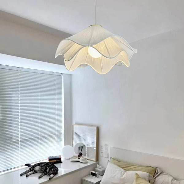 SANDYHA French Cream Style Pendant Lighting Simple Warm Romantic Led Lamp for Living Room Bedroom Home Decor Fixture Chandeliers